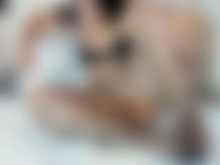 emmawatson-1's Live Sex Cam Show