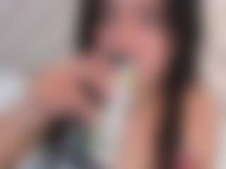 emmawatson-1's Live Sex Cam Show