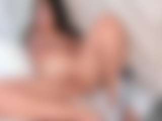 emmawatson-1's Live Sex Cam Show