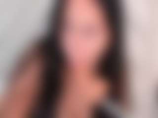 emmawatson-1's Live Sex Cam Show
