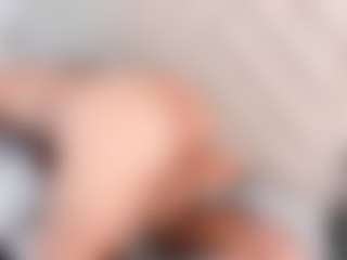 emmawatson-1's Live Sex Cam Show