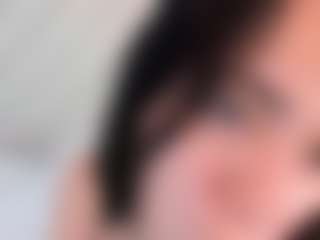 emmawatson-1's Live Sex Cam Show