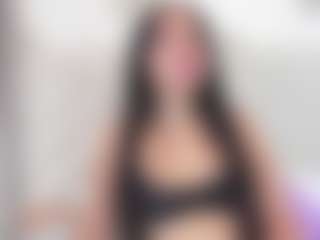 emmawatson-1's Live Sex Cam Show