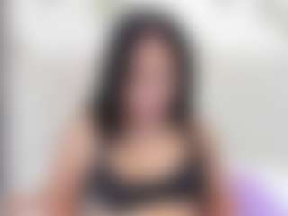 emmawatson-1's Live Sex Cam Show