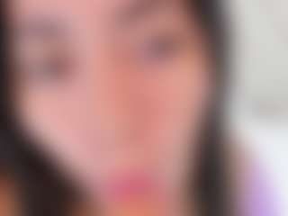 emmawatson-1's Live Sex Cam Show