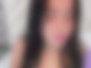 emmawatson-1's Live Sex Cam Show
