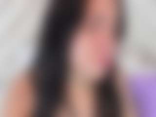 emmawatson-1's Live Sex Cam Show