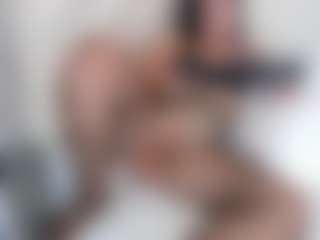 emmawatson-1's Live Sex Cam Show