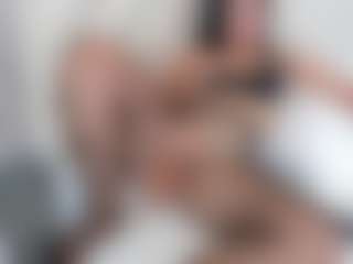 emmawatson-1's Live Sex Cam Show