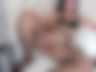 emmawatson-1's Live Sex Cam Show