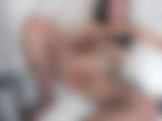 emmawatson-1's Live Sex Cam Show