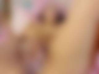 Live cam show with valerycandy8 - Middle Aged on AdultVida.com