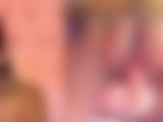 Live cam show with VictoriaNoir - Phatass on TeamSkeetLive