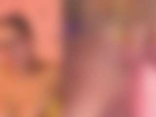 VictoriaNoir MILF webcam performer live streaming