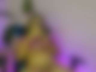 Live cam show with antocoperr - Small Tits on TeamSkeetLive