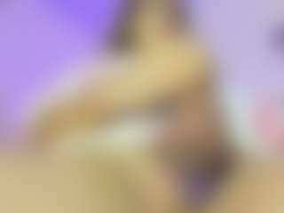 Live cam show with antocoperr - Tease on Camsoda