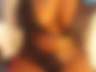 Live cam show with EBONY X - Moaning on Free Soda