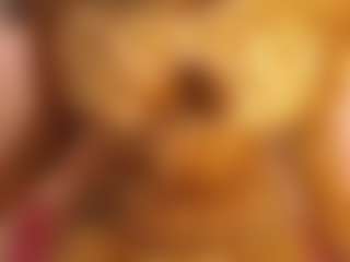 Live cam show with EBONY X - Arab Athletic on Camsoda