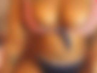 Live cam show with EBONY X - Drinking on sexytreat.net