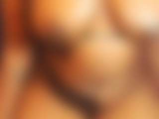 Live cam show with EBONY X - Facial Piercings on Streamer API