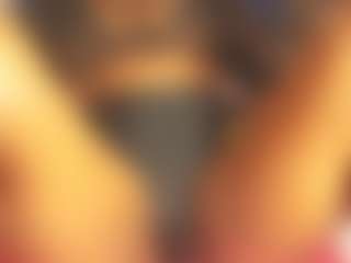 Live cam show with EBONY X - Facial Piercings on nudelive.tv