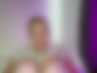 Live cam show with FumikoBibbins - Brown Hair on nudelive.tv