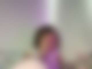 Live cam show with FumikoBibbins - Skinny on Camming Site