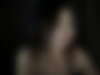 Live cam show with HassieFigueron - Athletic College on AdultVida.com