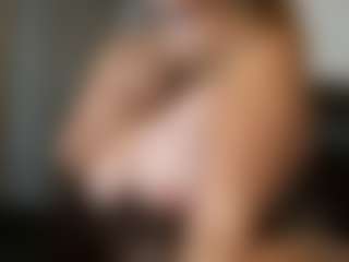 kilamoon26's Live Sex Cam Show