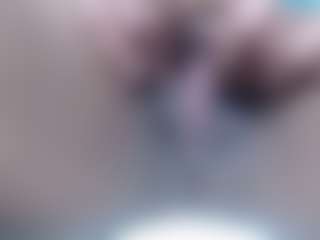 Live cam show with bunnyxx01 - Smoking on madthumbs