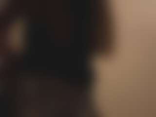 Live cam show with Allison - Brown Hair on AdultVida.com