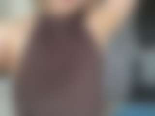 Live cam show with SantanaAveritte - White on xplaylive.com | united states