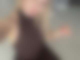 SantanaAveritte's Live Sex Cam Show