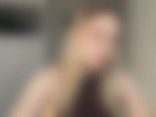 Live cam show with SantanaAveritte - Body Massage on xplaylive.com