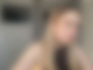 Live cam show with SantanaAveritte - Athletic White on xplaylive.com | united states