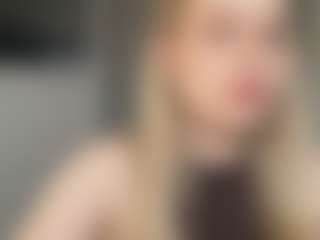 Live cam show with SantanaAveritte - Facial on xplaylive.com