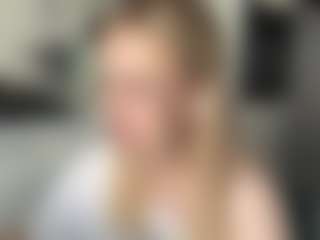 Live cam show with SantanaAveritte - Facial on Uber Horny