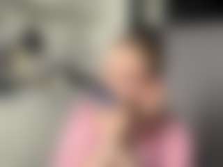 Live cam show with SantanaAveritte - Facial on Soda Cam