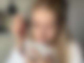 Live cam show with SantanaAveritte - Cute on camwithhim.com