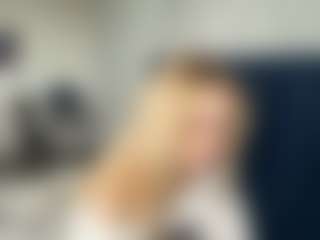 Live cam show with SantanaAveritte - Body Massage on Camsoda