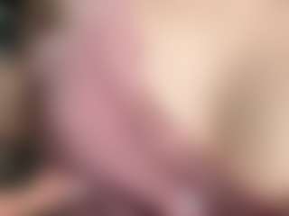 Live cam show with SantanaAveritte - Moaning on sexylive.show