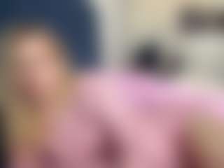 Live cam show with SantanaAveritte - Wife on Free Soda