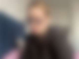 Live cam show with SantanaAveritte - Cute on Camiplay Live