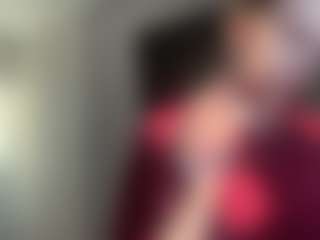 Live cam show with SantanaAveritte - Body Massage on madthumbs