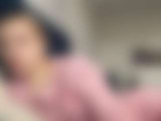 Live cam show with SantanaAveritte - Flash on AdultVida.com