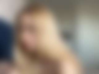 Live cam show with SantanaAveritte - Suck on Fling VIP Chat