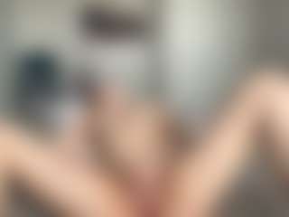 Live cam show with SantanaAveritte - Pantyhose on Camsoda