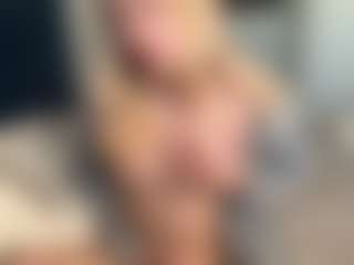 SantanaAveritte's Live Sex Cam Show