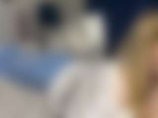 Live cam show with SantanaAveritte - Body Massage on Fling VIP Chat
