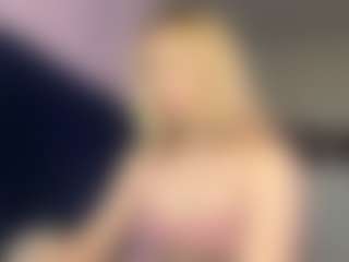 Live cam show with SantanaAveritte - Cowgirl on madthumbs